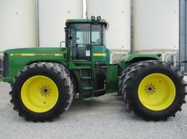 2001 John Deere 9300