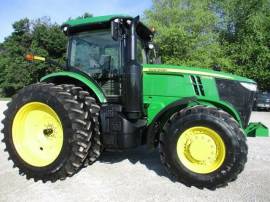 2019 John Deere 7210R