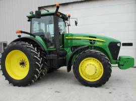 2011 John Deere 7830