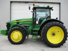 2011 John Deere 7830