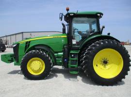 2018 John Deere 8245R