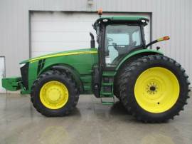 2017 John Deere 8295R