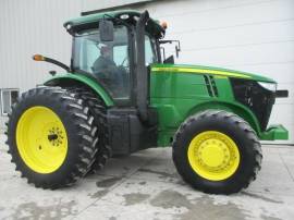 2013 John Deere 7200R