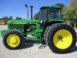 1991 John Deere 4555