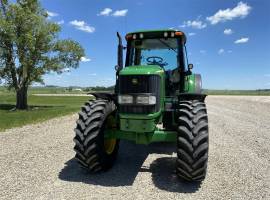 2004 John Deere 7420