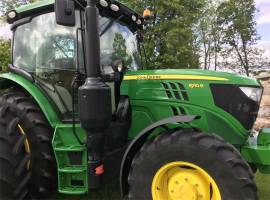 2016 John Deere 6110R