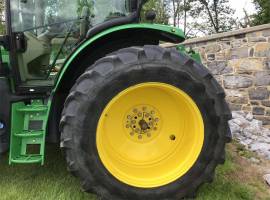 2016 John Deere 6110R