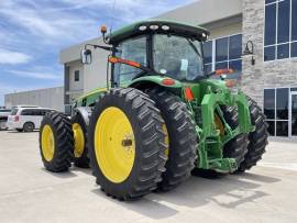 2017 John Deere 8370R