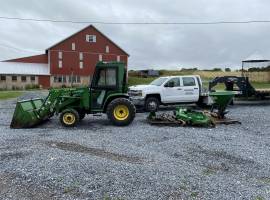 2001 John Deere 4400