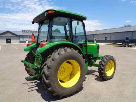 2014 John Deere 5065E