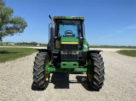 2002 John Deere 7410