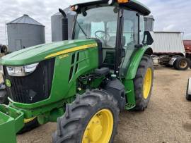 2017 John Deere 5085E