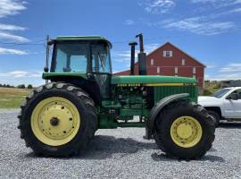 1990 John Deere 4755