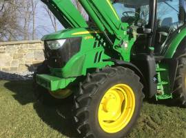 2017 John Deere 6120R