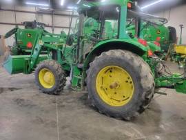 2005 John Deere 6420