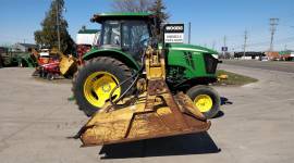 2014 John Deere 6105D