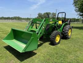 2017 John Deere 5045E