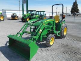 2020 John Deere 3033R