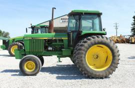 1985 John Deere 4050