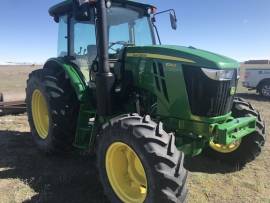 2020 John Deere 6120E