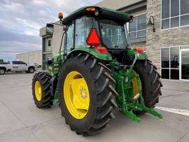 2021 John Deere 6135E