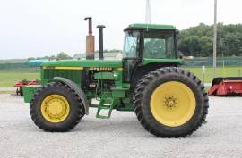 1990 John Deere 4955