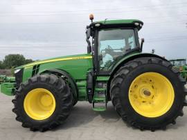 2016 John Deere 8270R