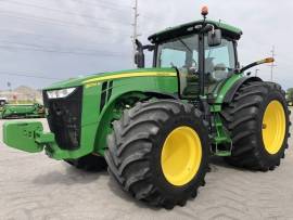 2016 John Deere 8270R