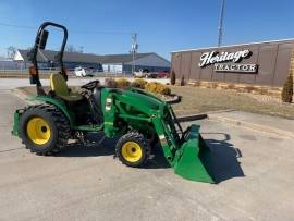 2016 John Deere 2032R