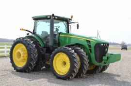 2010 John Deere 8320R