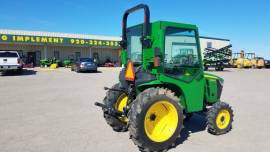 2018 John Deere 3032E