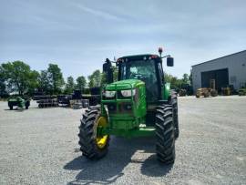 2015 John Deere 6140M