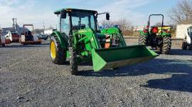 2013 John Deere 5065E