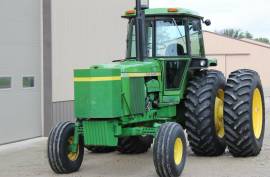 1975 John Deere 4630