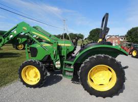 2007 John Deere 5225