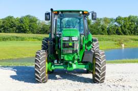 2021 John Deere 6105E