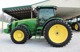 2011 John Deere 8285R