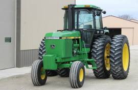 1983 John Deere 4450