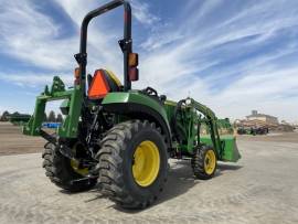 2019 John Deere 2032R