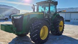 2017 John Deere 8320R