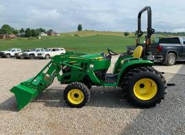 2020 John Deere 3032E