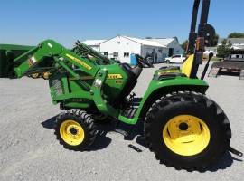 2016 John Deere 3032E