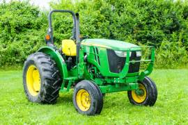 2015 John Deere 5065E