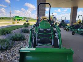 2022 John Deere 2025R