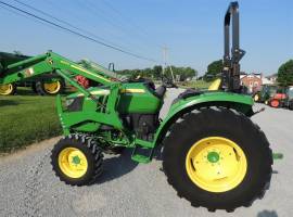 2018 John Deere 4044M