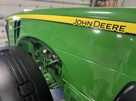 John Deere 8285R