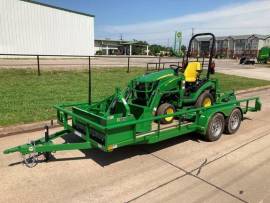 2017 John Deere 1025R