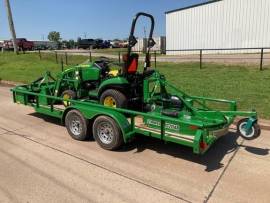 2017 John Deere 1025R