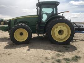 2017 John Deere 8370R