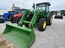 2016 John Deere 6105E